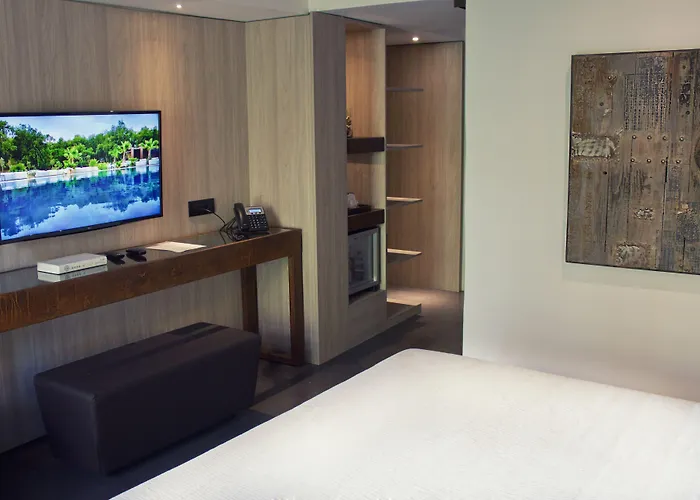 Hotel Vallegrande Nature By Geocharme 4*